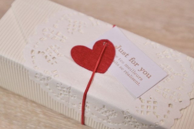 100均　Seria　セリア　バレンタイン　バレンタインデー　チョコレート　ラッピング　ラッピングボックス　ボックス　梱包　トリュフ　トリュフケース　トリュフボックス
